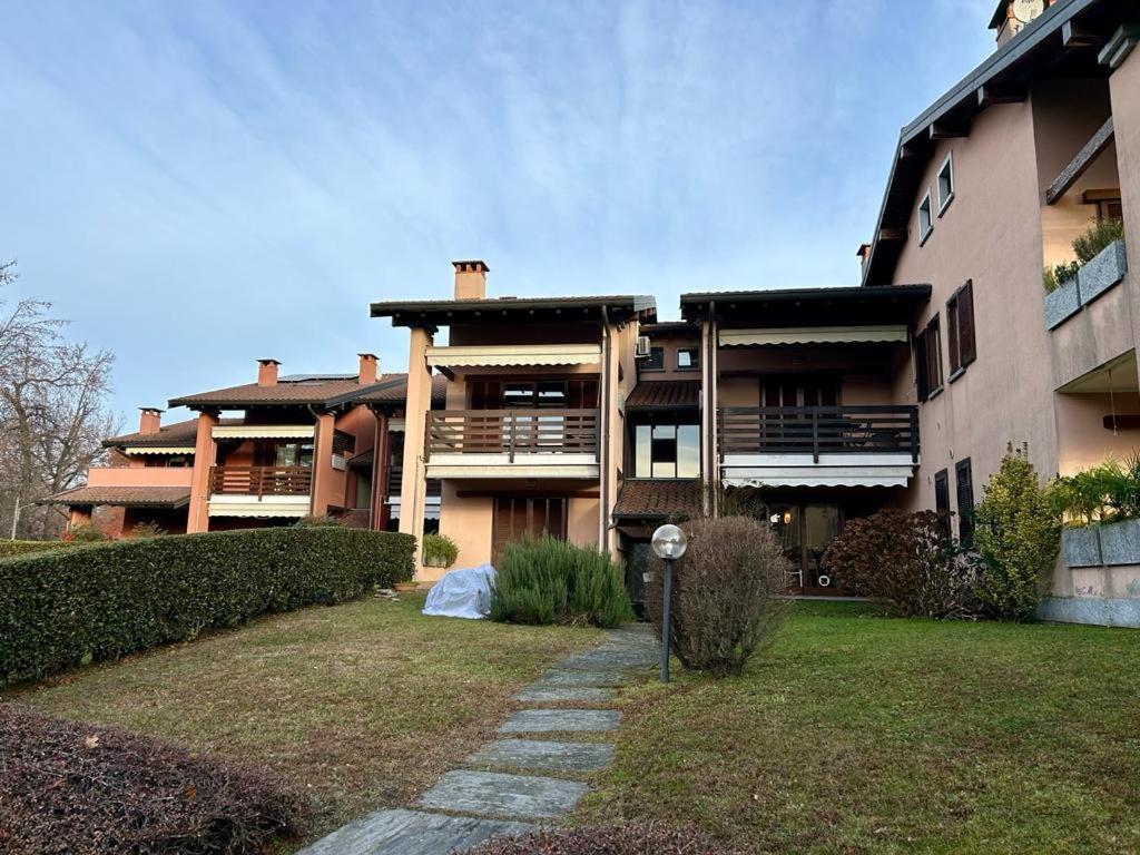 Kibilu - Residence With Pool, Near Lake Maggiore Monvalle 외부 사진